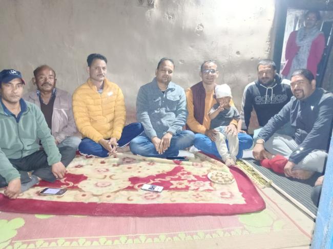 चंपावत:    गुलदार का निवाला बनने से बचा आरव।  हल्द्वानी से उपचार के बाद लौटा घर।