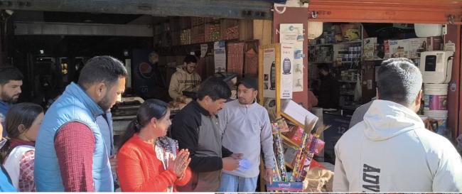 चंपावत:  निर्दलीय प्रत्याशी ममता वर्मा को मिल रहा लोगों  का जन समर्थन, जीत का किया दावा